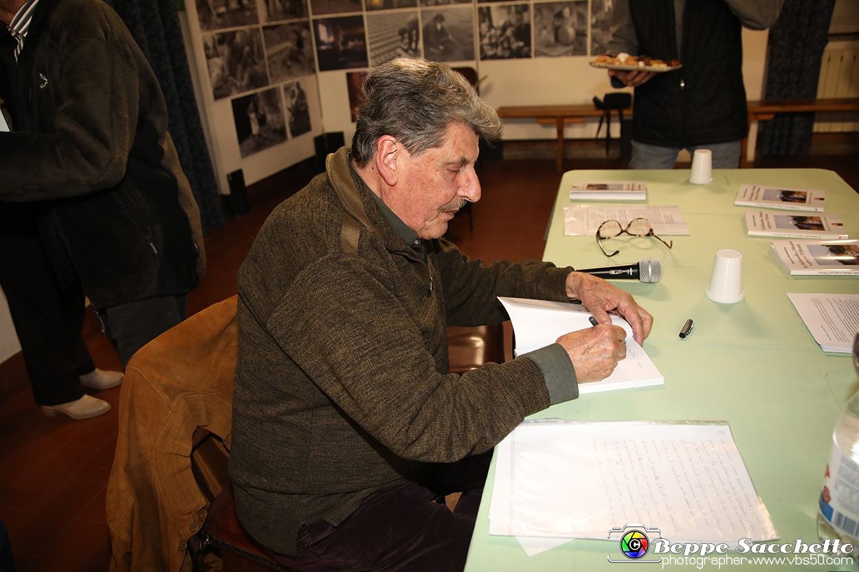 VBS_3094 - Presentazione libro 'Tra Valchiusella e Messico in giro per l'Olivetti' di Meuccio Bertarione.jpg